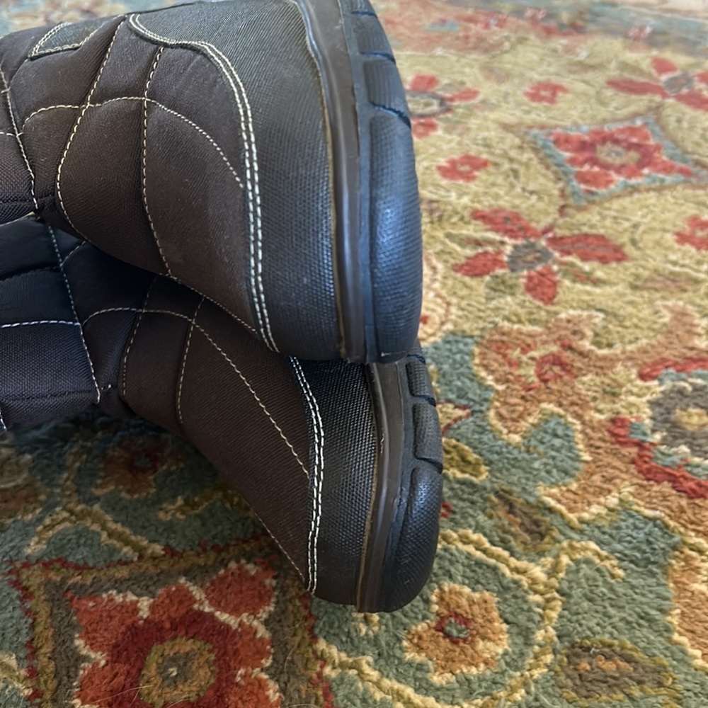 NWOT Itasca Vixen Quilted Boots Sz 8 - Picture 10 of 16